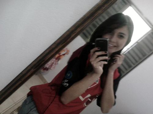 Libriana..ciumentaa de maaais..carinhosa..confiavel.. estressada.. ee mtt dificil :)