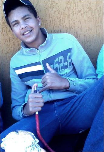 Se a vida fosse bela, todo dia teria sol, todo mar teria onda, toda música seria reggae e toda fumaça faria a cabeça.