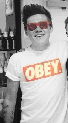 I Love Frankie Cocozza SO Much. More than anyone in the world. ^_^♬♫ I Saw him on 2/7♥:D He Tweeted Me:O
AlwaysACoconut♥ #CS26
I Always Follow Back,Promise☮