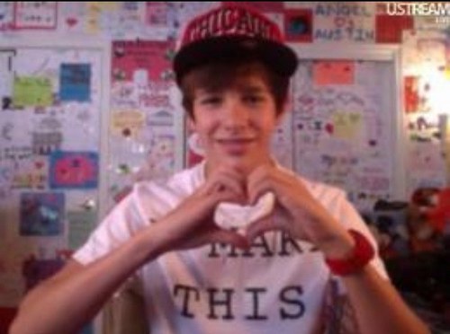 I couldn't be more proud of Justin & Austin. It feels like yesterday they sat in their rooms doing covers.| Say Somethin is on iTunes! | #OldMahomie♥