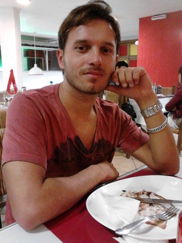 Ninguém faz bem o que faz contra a vontade, mesmo que seja bom o que faz. -Santo Agostinho