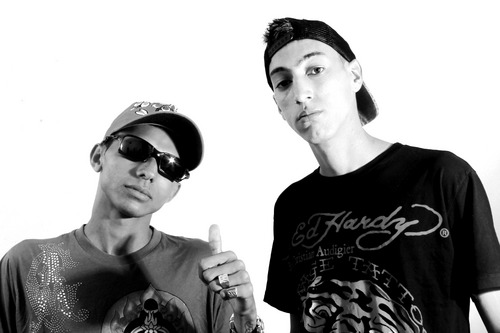Contrate Magrelo E nene / (011) 77937058 - 9*316656 Falar com Junior !!