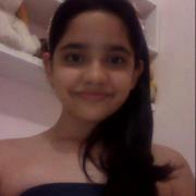 Sentir, mas não conseguir definir, sonhar mas não conseguir alcançar, perder mas não conseguir esquecer. Mesmo assim não desisto.-demi lovato.
