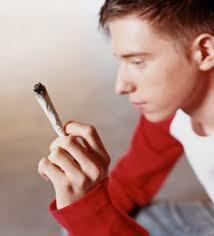 eu fumo mesmo, bebo mesmo, só faço merda.. mas sou feliz pra caralho, e espero continuar assim até o fim dos meus dias! obrigado Marijuana, i adore u!