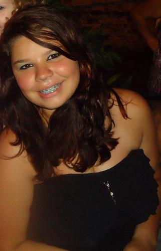 15 anos, pisciana, gremista, e muuuuuito ciumenta !
