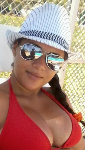 ''Quem sou eu? Sou a alegria de quem me Ama, a tristeza de quem me Odeia e a ocupação de quem me Inveja''