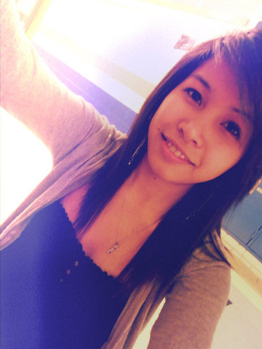 missalwaysyou's profile picture. I am Unique & Beautiful;
And no one's going to make me down by their judges. 
They are just too blind to see my BEAUTY.
HMMM ... ):)
i'm simple
but i'm che