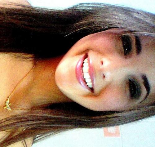 '' O homem planeja o seu caminho, mais é Deus que lhe guia os passos... 
 Prov: 16:9 ''                   - Goiana e Esmeraldina com orgulho!