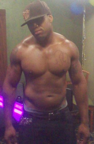Que Dog... Gym Rat…