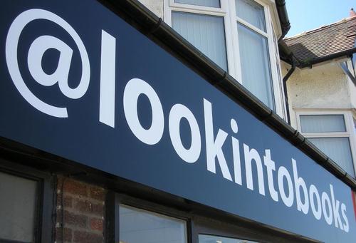 lookintobooks's profile picture. Independent booksellers based in Cleveleys, Lancs. Buy online (http://t.co/ykaOHWSs52) or come up and see us (make us smile). Free local delivery available.