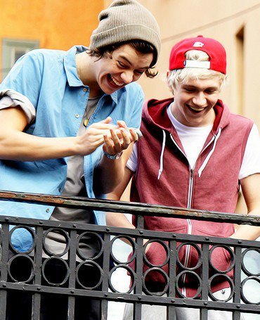 Live Beautifully,
Dream Passionately,
Love Completely ♥ 
Follow me and i'll follow back xx ♥