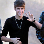 im very love justin bieber.and i hope will foll back. im belieber forever