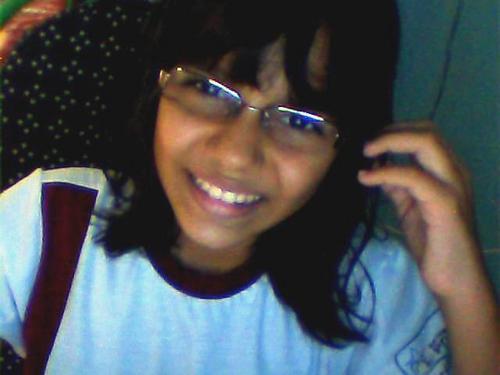 HellenSouza, 6° ano, feia , chata, muuito ignorante, preguiçosa, amiga, verdadeira ! Quer saber mais ? Siga-me :D