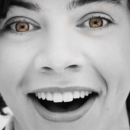 MaMain_'s profile picture. Je suis une fille qui amie rire et qui a des délirs assez bizarre. 

Smile ur beautiful 
Follow moi et tu aura un bisou ☮ ☮ ♥♥