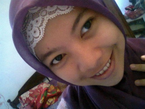 devitadec's profile picture. I'm simply complicated. I love my life! But twitter ruins.