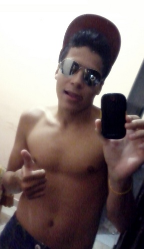 Segue aê?! Sou feio mas sou gente boa ;D