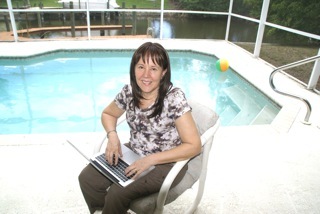 Christ-follower. Internet marketer and mentor.  professional musician and songwriter. http://t.co/4vDGmmGI