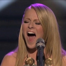 Im 100% #holliepops, @cavanaghAI11 is my idol:) Love you Hollie @cavanaghAI11 follow me 06-30-12:) follow me and I follow back:)