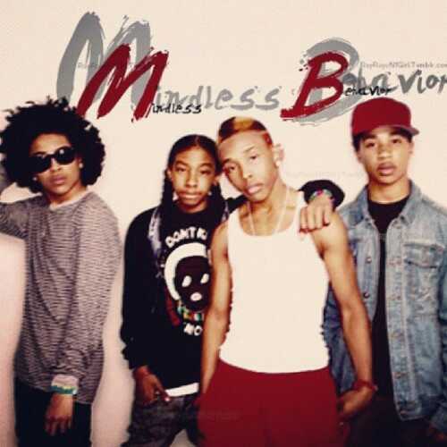new me new day. My name is Makayla Marsalis. I live in small Greenville,Mississippi. If u follow i follow back. I'm mindless #spreadthepeace. justin bieber