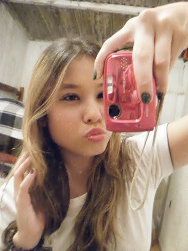 Pra que Bio, se vão me julgar pelo Avatar?. Sigo todos de volta :)