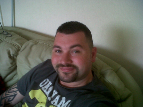 gloverA81's profile picture. Follows the widnes  vikings and a keen semi-pro darts player