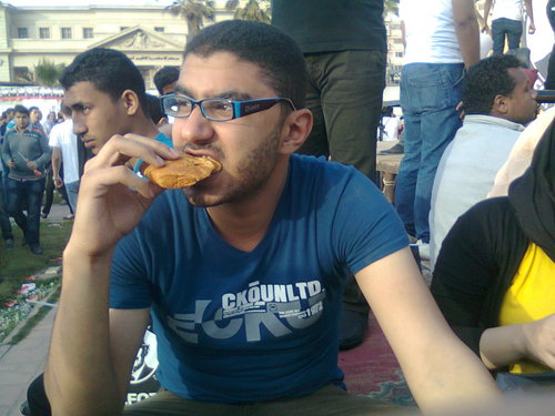 zamalkawy
وادينى عايش