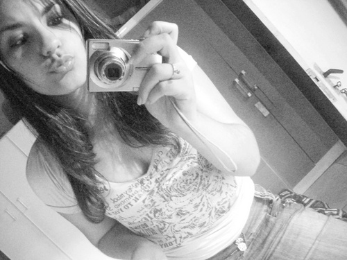 Meu blog : http://t.co/0d8Pvdgm35
Facebook : http://t.co/t6r8i13qVm