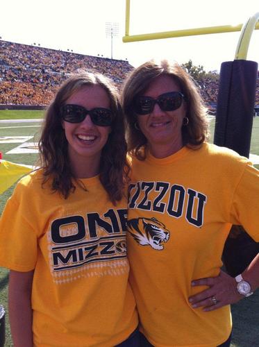 Nurse. DNP. Patient Safety first. Sports enthusiast. Missouri Tigers, Green Bay Packers.