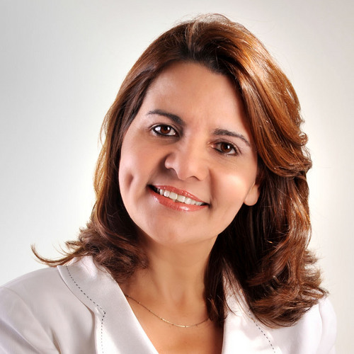 Secretária Municipal do Trabalho e Emprego - Apaixonada por minha Família, meu trabalho e minha vida.
Mulher de fé! Com muitos projetos para um mundo melhor!