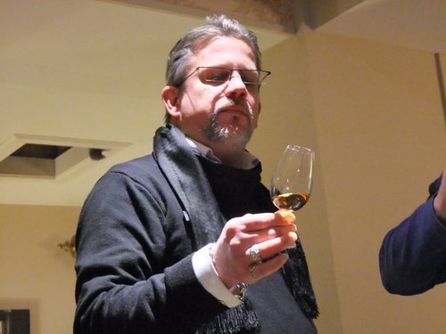 Chiropractor to Glasgow Rangers, Glasgow Celtic, Owner of Thistle Chiropractic, Secretary Helensburgh Whisky Group, from Milwaukee (Shorewood) Wisconsin