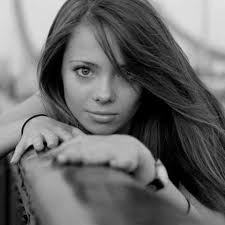 elyastwit's profile picture. Общительная, привлекательная, люблю людей с чувством юмора, люблю читать и писать шутки. Рада новым знакомствам, хочу найти новых друзей