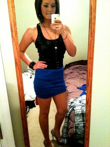 FrazierHeather's profile picture. Hi, I am Heather and I love fashion. Trying different styles and make-ups.