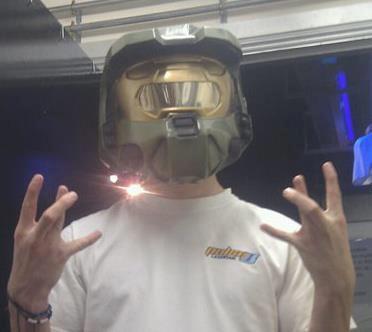 xxMrVengance's profile picture. I tweet stuff that no one really cares about from time to time.