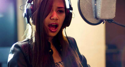 LET UR HEART BE LIKE CHRIST'S SO GENEROUS AND SO GREAT THAT THE WORLD MAY FIND ROOM IN IT...I love Jessica Sanchez,1D and #Blujays.They rock my world!