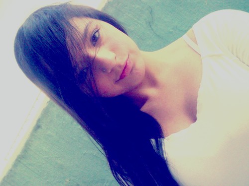 As pessoas podem dizer o que elas quiserem sobre mim, mas no final do dia, vou continuar sendo eu mesma, e vou continuar vivendo a minha vida.
