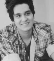 Não é teimosia, é amor. E quando é amor a gente não esquece nem desiste. @LuanSantana