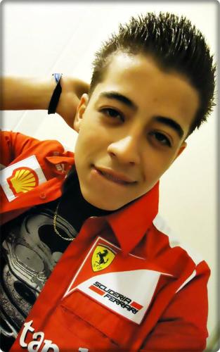 #Eu soou patraao ,, #Naaoo funciionaariioo ,, #Meeu estilo dee viida #ee fooda ... #EÉE Nooiiix ''