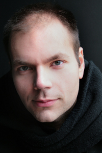 RyanHarperBrown's profile picture. Comedy Writer-Performer | University Instructor