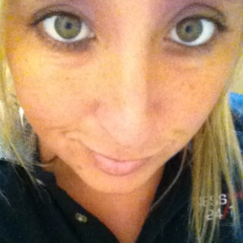 mistyage25's profile picture. 