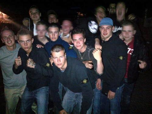 Keszoe's profile picture. Mysteryland.   : 2 
Decibel           : 0
Defqon 1.       : 0
Nightmare.   : 2 
Qontinent.    : 0