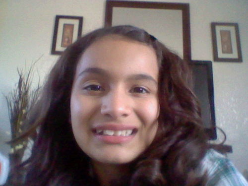 Hi guys im Alyssa, im always happy and i 3 1 Direction