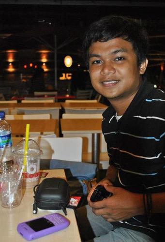 Buku, Pesta, Cinta, & Do'a