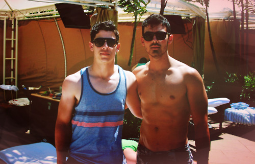 JoickFacts's profile picture. Twitter Oficial de Facts Falsos(?) De Joick. Si te Gusta la Pareja Joick ¬‿¬ Siguenos y danos RT. Damos Follow Back :B ~@IstSexyNickJ & @IstSexyJoeJ~