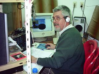 Docente-aficionado a la conducción y operacion técnica en radio
