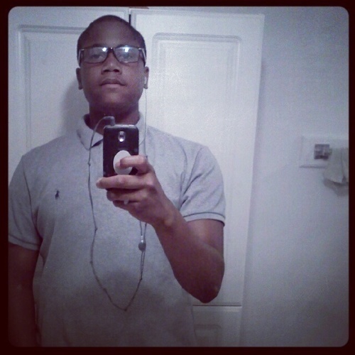 youngx222's profile picture. 