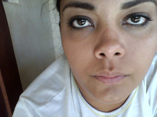 26 aninhos amiga,simpatica gosta de musicas e muito feliz...s2 s2 s2