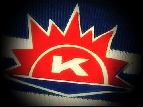 SchoolWars_bot's profile picture. スクール☆ウォーズの台詞を1t/hでランダムに呟く他、reply(3t/30min.)にも反応する非公式BOTです。リフォローは自動/手動です。