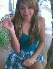 15 αninhos , loirα, sorriso metαlico, αmericαnα , αquαriana ! cuido de quem eu αmo s2* / primα dα @baarbieloira_ & @eanegaribeiro_ :) segue ? sigo de voltα :}