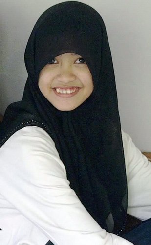 desi_susantii's profile picture. 