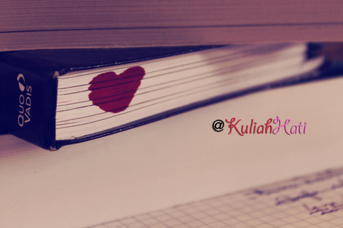 Sekeping hati yg terluka akan tetap memendam luka
yg tak bosan disiram garam, PERIH! Follow @KuliahHati sekolahkan perasaan, agar Ia tau caranya TULUS MENCINTA